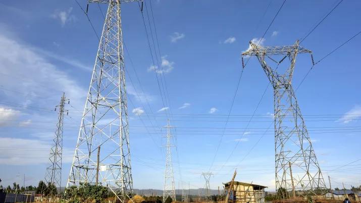 Professionnalisation et réduction des inégalités femmes-hommes dans le secteur de l'électricité.